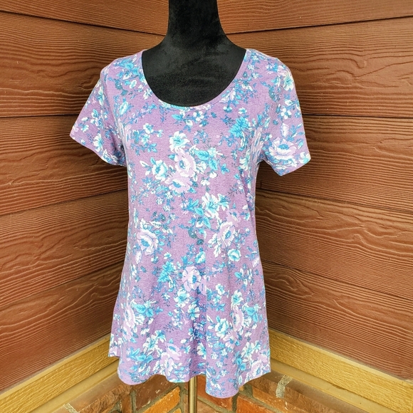 Lularoe Floral Short Sleeve Tee Women's Size Medium NWOT - Picture 1 of 12